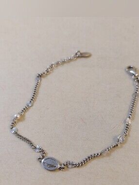Vintage  Sterling Silver Religious Medallion Chain Bracelet - Silver